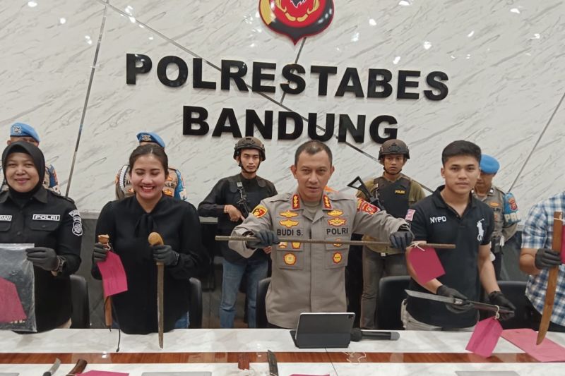 Polisi tetapkan 1 tersangka usai bentrokan antarormas di Bandung
