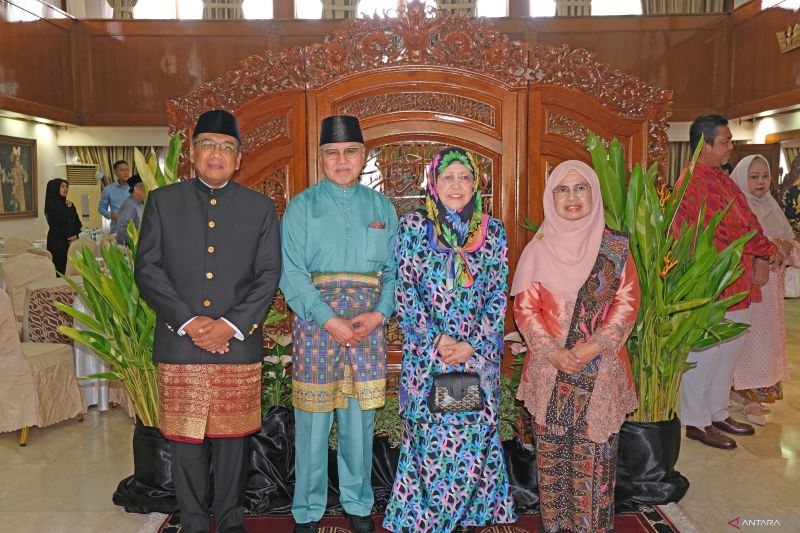 Putri Masna, adik Sultan Brunei, hadiri gelar griya KBRI Bandar Seri Bagawan