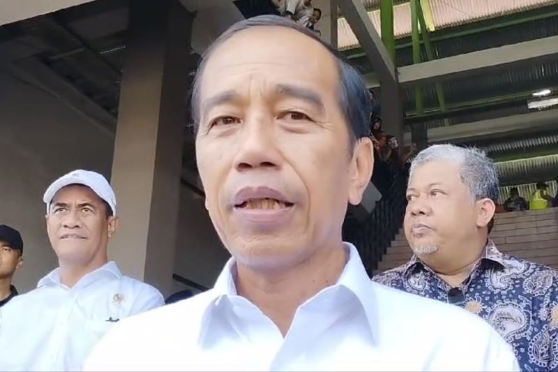 Presiden Jokowi memilih saksikan laga Indonesia vs Irak di kamar