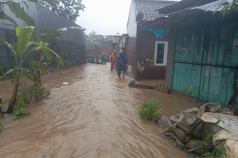 167 kejadian bencana di Kota Sukabumi tahun ini akibatkan 2 korban meninggal