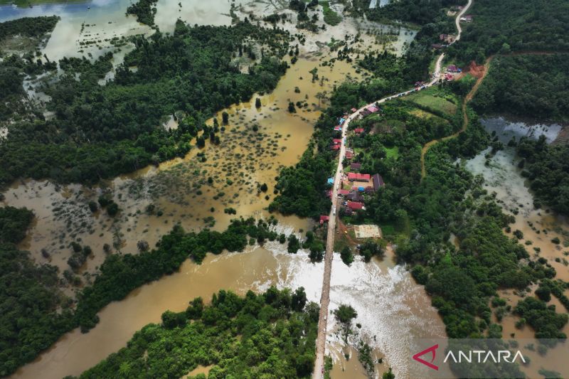 Banjir bandang di Konawe Utara