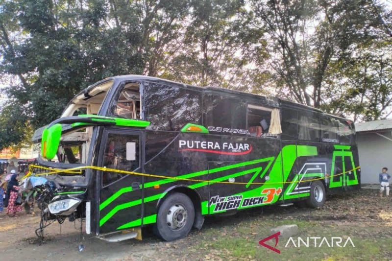 Hukum kemarin, sopir bus SMK jadi tersangka-PPP serahkan bukti suara hilang