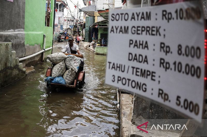 Perubahan Iklim Bebani Penduduk Miskin Di Pesisir Jakarta - ANTARA News