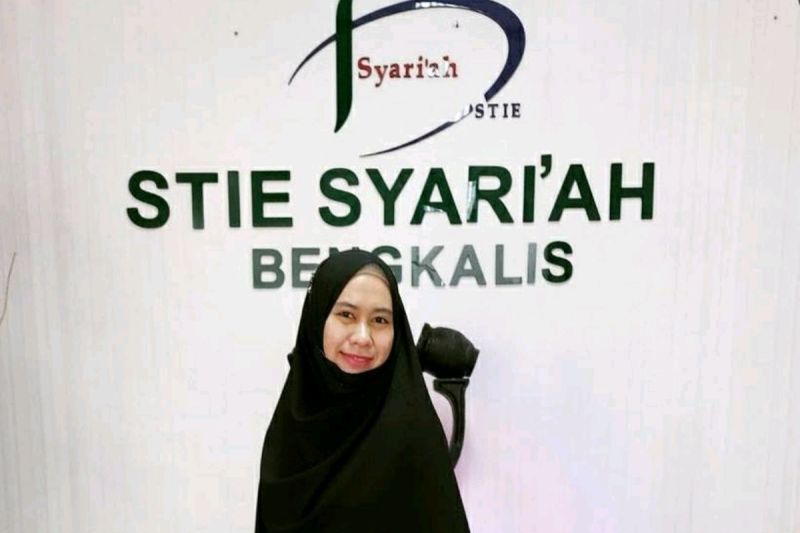Eksistensi bank syariah di tengah maraknya bank konvensional
