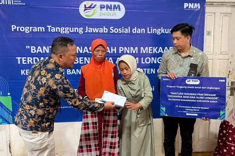 PNM salurkan bantuan untuk 39 korban longsor dan gempa bumi di Garut