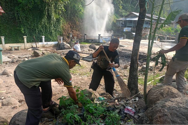 Pemkab Sukabumi terus benahi fasilitas wisata menjelang HCS