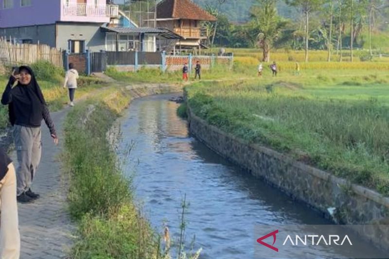 Pemkab Garut mengajak masyarakat budayakan hemat air bersih