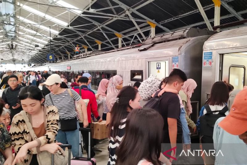 KAI Bandung tambah perjalanan KA Jakarta-Solo antisipasi libur Idul Adha