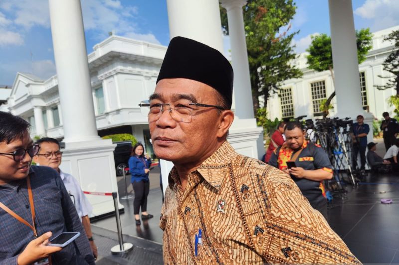 Menko PMK sebut praktik judi memiskinkan masyarakat