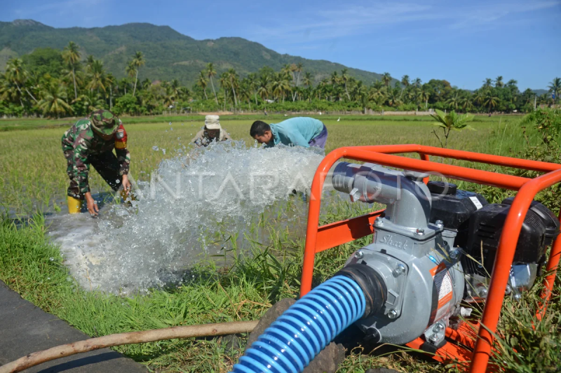 Distribusi pompa antisipasi dampak kekeringan di Aceh