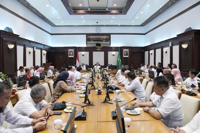 Pakta integritas Kepala DPMPTSP se-Jawa Barat untuk kembangkan UMK