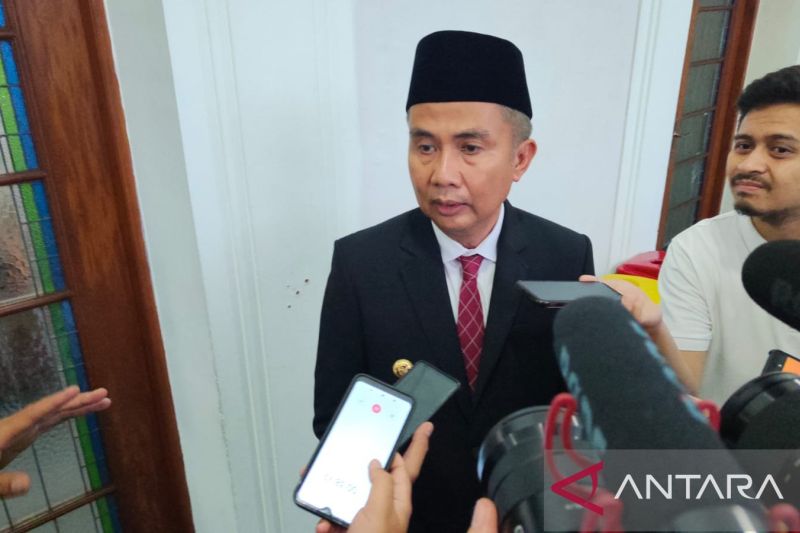 Pj Gubernur Jawa Barat minta Pj Bupati Bandung Barat jaga integritas