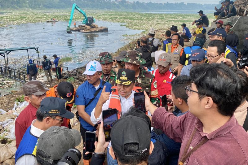 Pembersihan sampah Babakan Saapan Citarum bisa selesai 1,5 bulan