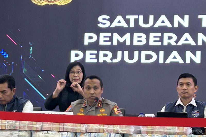 Polri tegaskan pecat oknum terlibat judi online