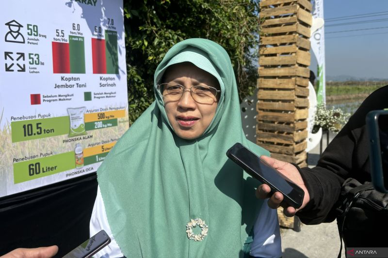Pemkab Bandung berikan jaminan BPJS Ketenagakerjaan kepada 87.000 petani