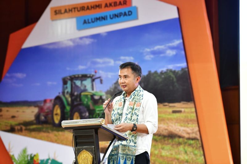 Pj Gubernur ajak alumni Unpad kontribusi bangun Jawa Barat