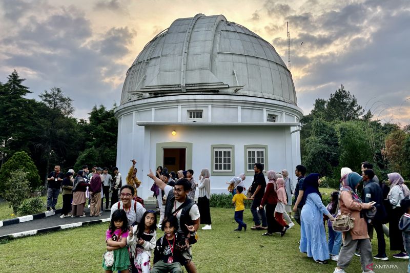 Observatorium Bosscha ITB buka kunjungan malam setelah vakum empat tahun