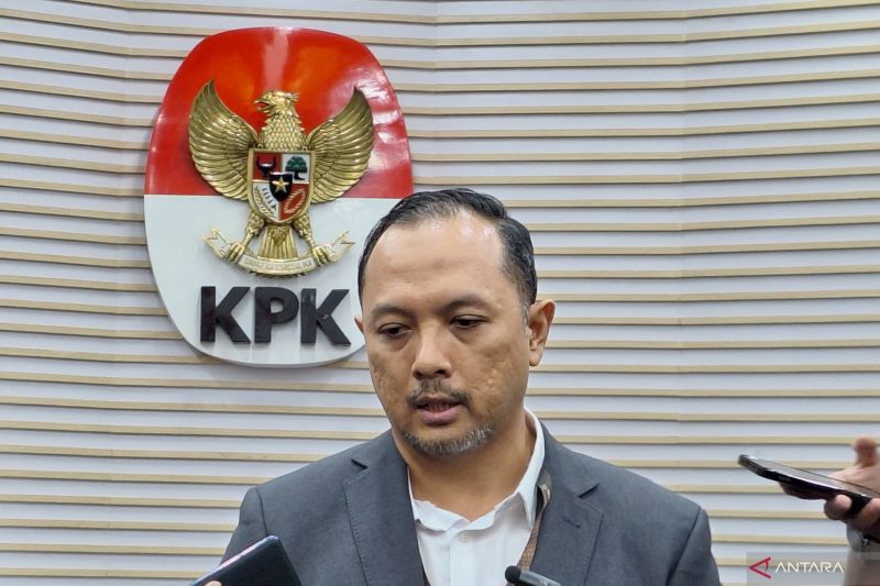 Hukum kemarin, KPK tetapkan tersangka sampai WNA pelaku TPPO ditangkap