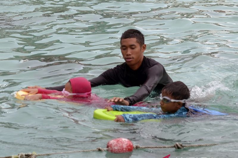 Kelas renang libur sekolah di Bandarlampung