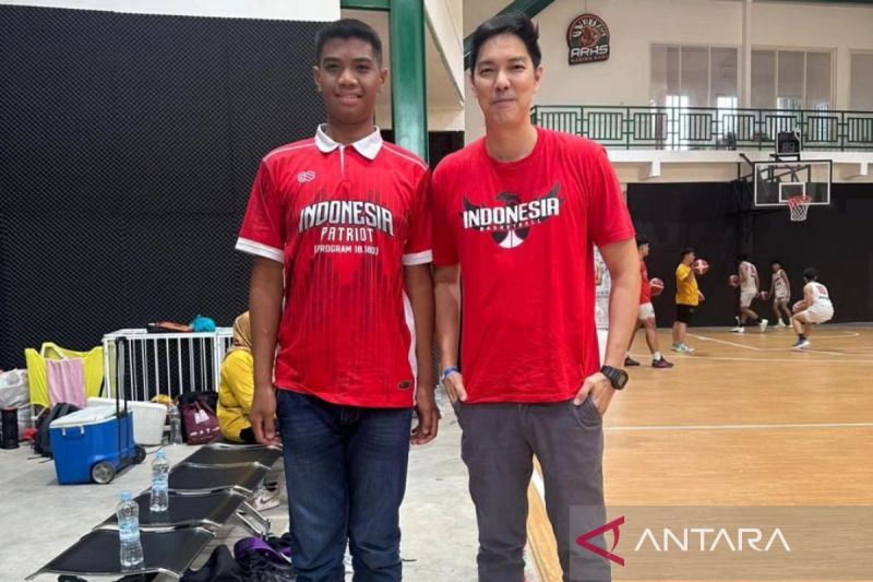 Sagil anak usia 12 tahun tinggi 1,97 meter potensial jadi pebasket andalan Indonesia