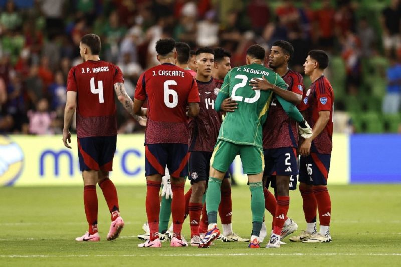 Kosta Rika menang atas Paraguay, namun tetap tersingkir dari Grup D Copa Amrica