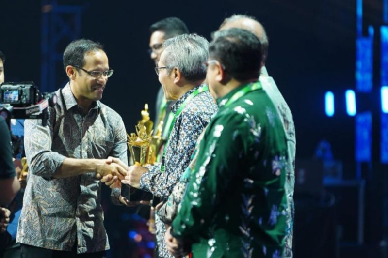 Anugerah Merdeka Belajar Apresiasi Pemda Yang Wujudkan Sekolah Bermutu ...