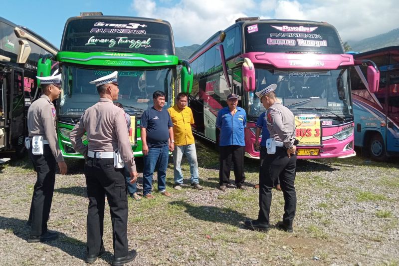 Polres Garut cek bus pariwisata pastikan tidak pasang klakson 