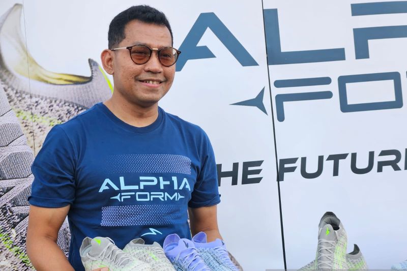 Specs rilis sepatu baru Alphaform Elite sambut kompetisi Piala Presiden dan Liga 1