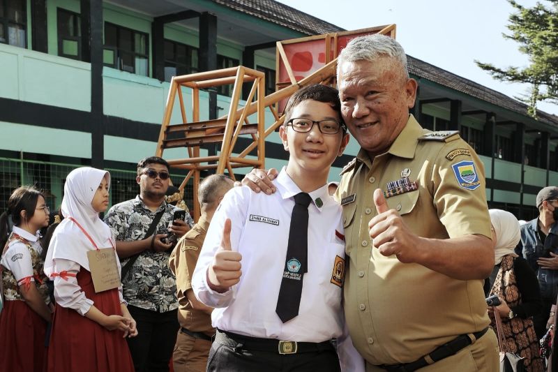 Pj Wali Kota Bandung minta sekolah cegah kasus perundungan saat MPLS