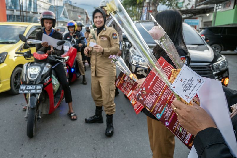 Sosialisasi tahapan Pilkada di Palu