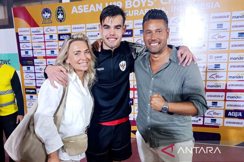 Ibu Jens Raven nonton langsung dan bangga anaknya cetak dua gol untuk Indonesia