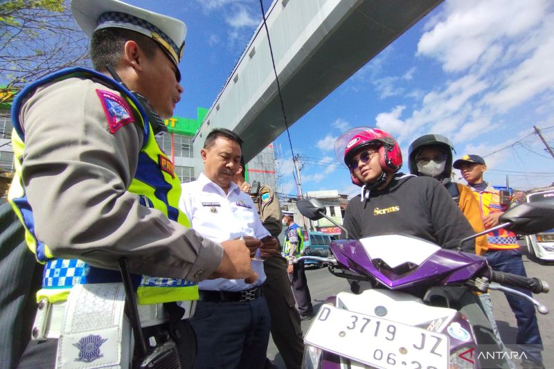 Pj Bupati Garut: Razia kepatuhan kendaraan bermotor harus sampai ke perkampungan