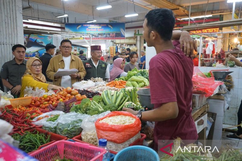 Diskumindag Sukabumi sebut kenaikan harga cabai dampak dari kekeringan