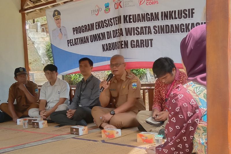 OJK edukasi pengelolaan keuangan bagi masyarakat pedesaan di Garut