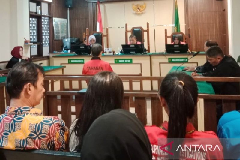 PN Cibinong vonis lepas dari tuntutan hukum kepada pengusaha Bandung