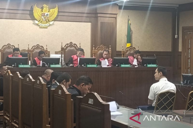 Jaksa: Harvey Moeis mengalirkan uang korupsi timah Rp3,15 miliar ke istrinya Sandra Dewi