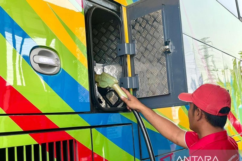 Harga dexlite naik tembus Rp23.700 per liter mulai 1 September