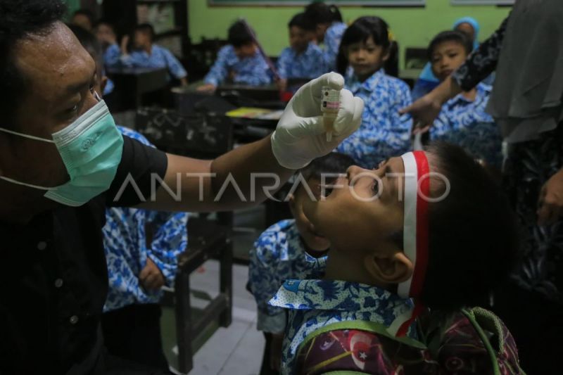 PIN Polio dosis kedua di Mataram