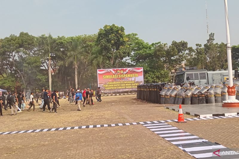 Polres Cianjur gelar simulasi sispamkota jelang Pilkada 2024