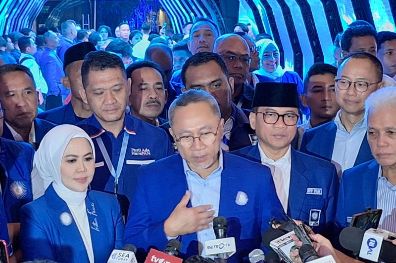 Zulhas menargetkan PAN meraih posisi 3 besar pada Pemilu 2029