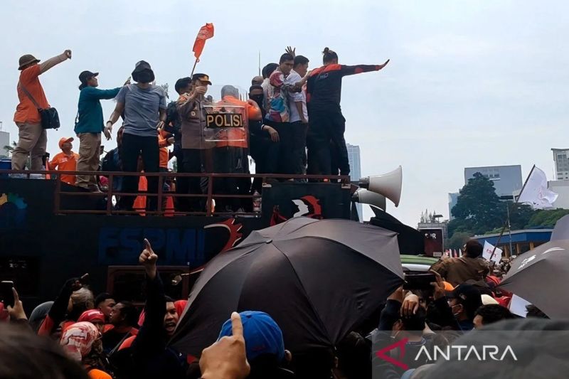 Partai Buruh Kembali Unjuk Rasa Di Kpu Dan Dpr Pada 25 27 Agustus