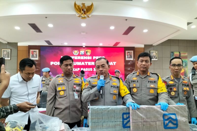 2 polisi terlibat pencurian uang bank, Kapolda akan tindak tegas pelanggar hukum