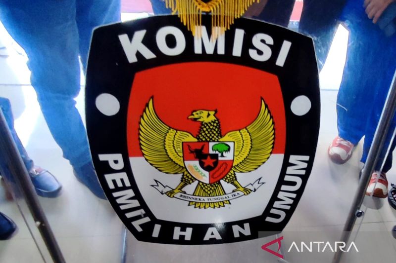 KPU Garut teliti kebenaran berkas persyaratan 2 bakal paslon pilkada