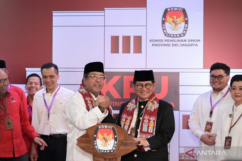 Pramono Anung-Rano Karno daftar Pilgub DKI Jakarta