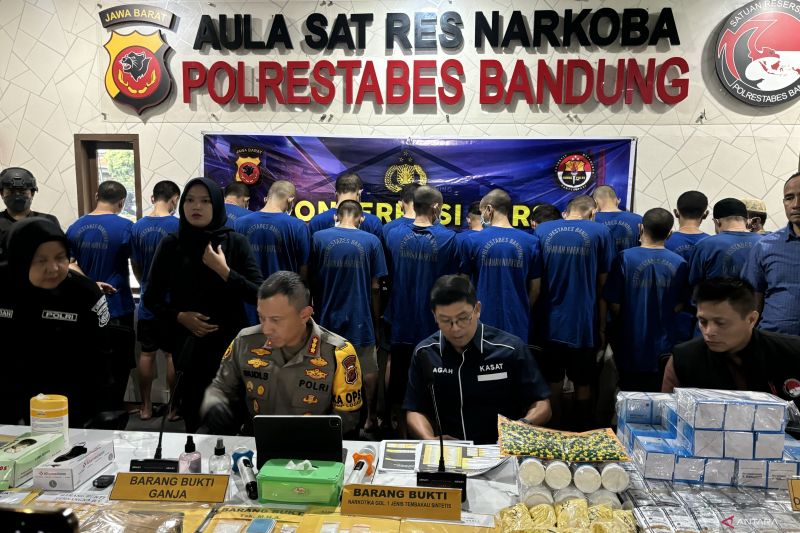 Polrestabes Bandung ringkus 45 pengedar narkoba selama Agustus