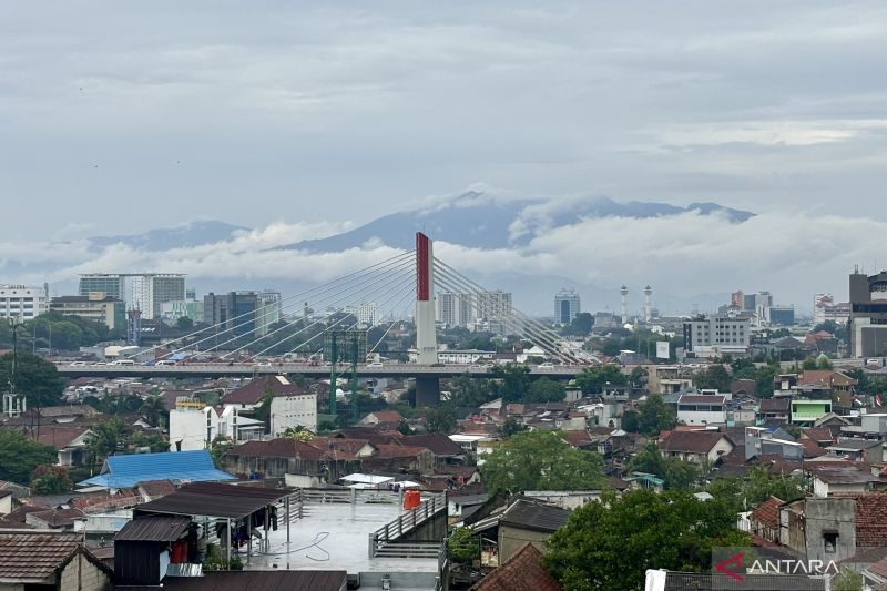 BMKG sebut wilayah Jabar telah masuki peralihan ke musim hujan