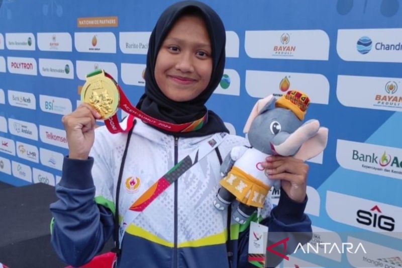 Raqiel Az-Zahra membuka keran emas selam kolam PON untuk Jabar