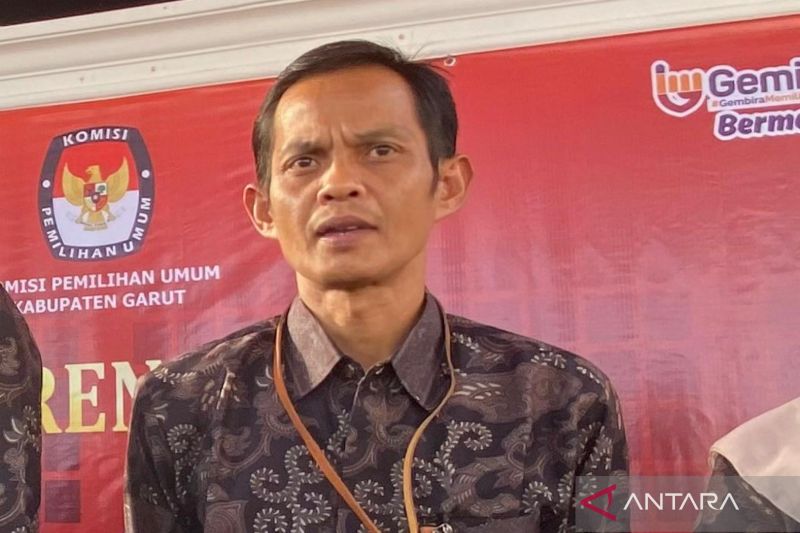 KPU Garut pastikan 2 pasangan calon sudah lengkapi syarat LHKPN