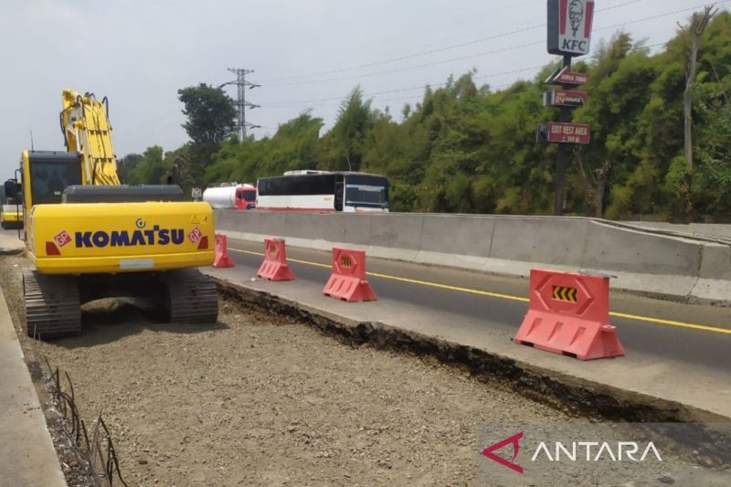 Jasa marga merekonstruksi jembatan dan jalan Tol Jakarta-Cikampek