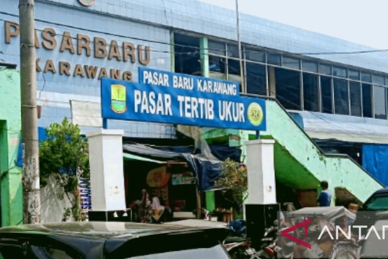 Pedagang Karawang sambut rencana bupati bangun pasar